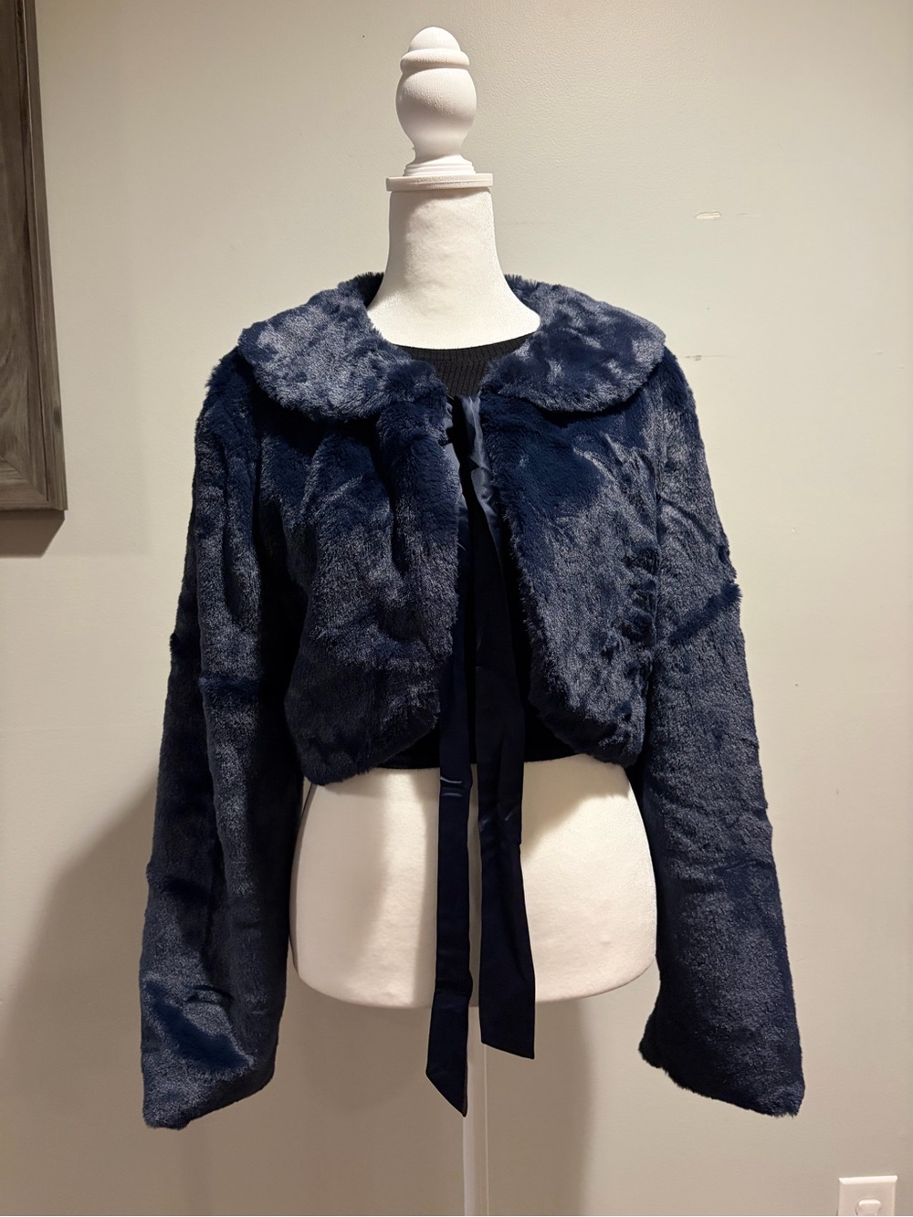 Women's Navy Faux Fur Cropped Jacket